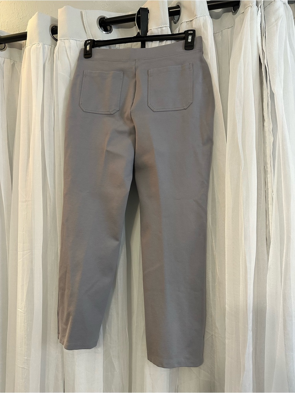 Susan Graver women’s Classic Stretch Grey Pants - Picture 6 of 8